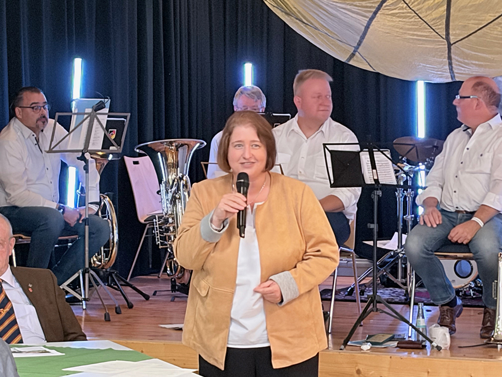 Die stellv. Vorsitzende des Verteidigungsausschus des Dt. Bundestags MdB Bettina Lugk