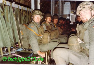 4. FschJgBtl 273 September 1982 Sennelager Sprungdienst C-160