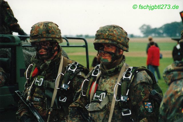 5. FschJgBtl 273 1993 Freifaller Multinational Division C