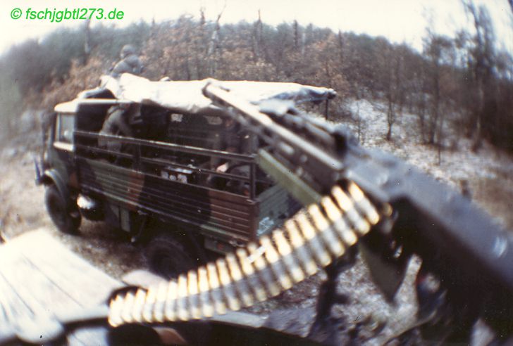 KFZ-Marsch Landtransport Fallschirmjäger