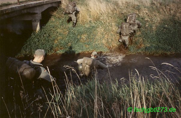 Fallschirmjäger Brücke kaputt