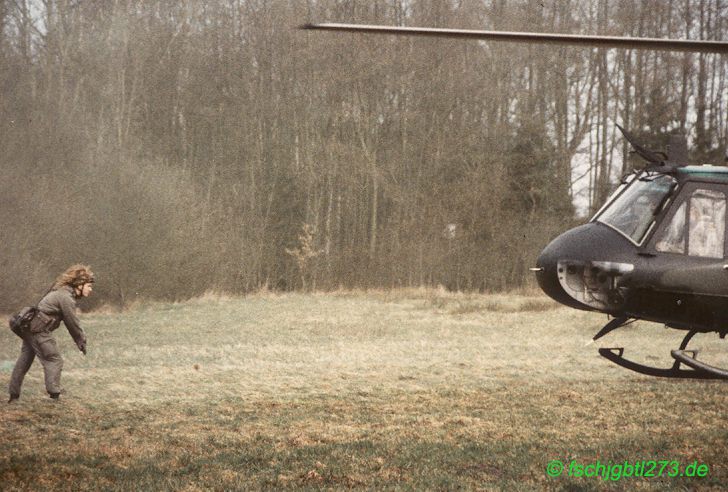 Luftlandeübungen mit Bell UH-1D